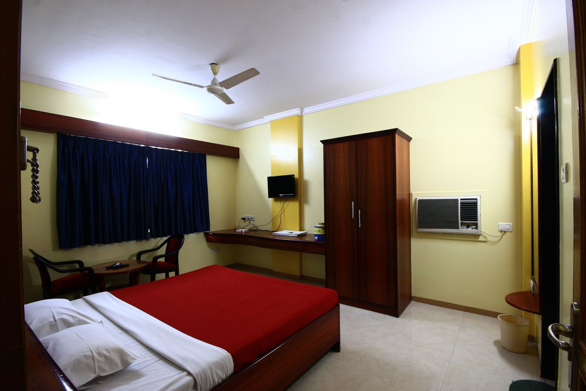 Hotel Deccan Park 푸네 외부 사진